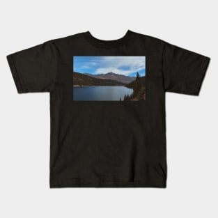Turquoise Lake Mountain Landscape Kids T-Shirt